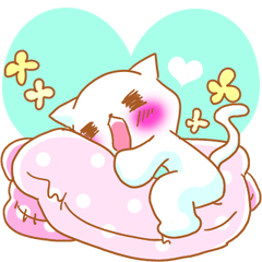 白猫　ねんねここ♪