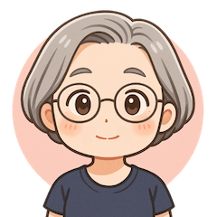 笑顔が最高な白髪の女性