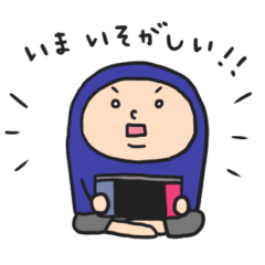 Tシャツをかぶったこども